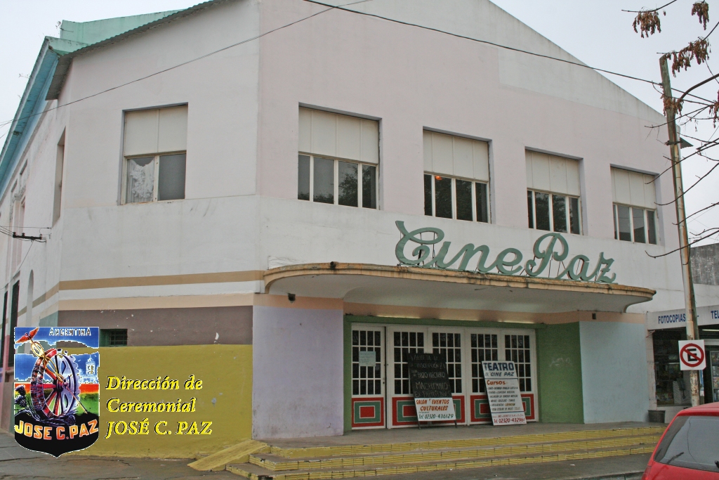Fachada de Teatro Municipal "Ex Cine Paz"